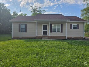 Building Photo - Charming 3-Bedroom Retreat at the End of t...