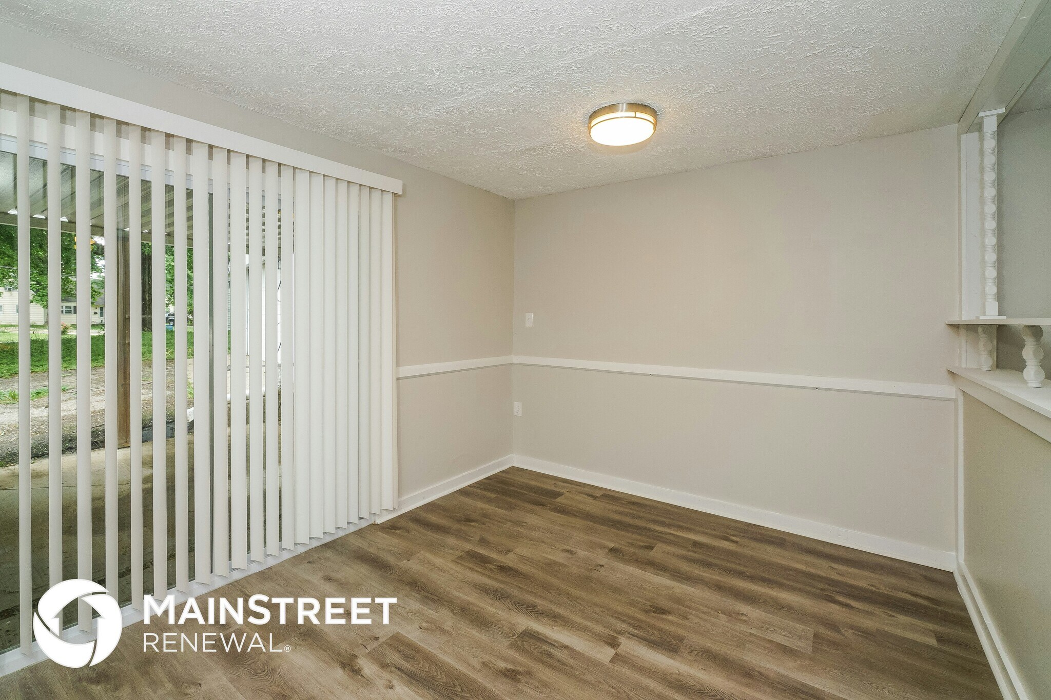 Building Photo - 9211 Aristides Dr