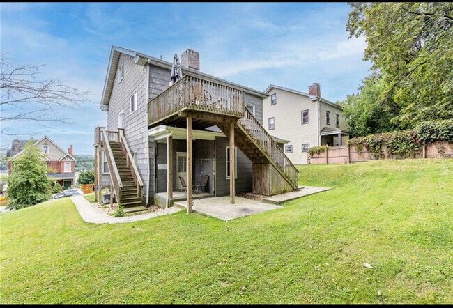Building Photo - 314 5th Ave