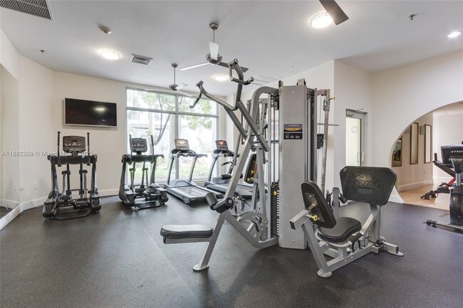 Building Photo - 1830 Radius Dr