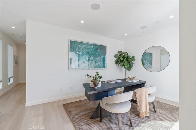 Building Photo - 11825 Tennessee Ave