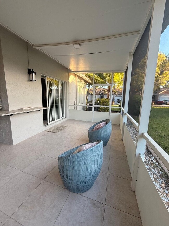 Building Photo - 1310 SW 48th Terrace