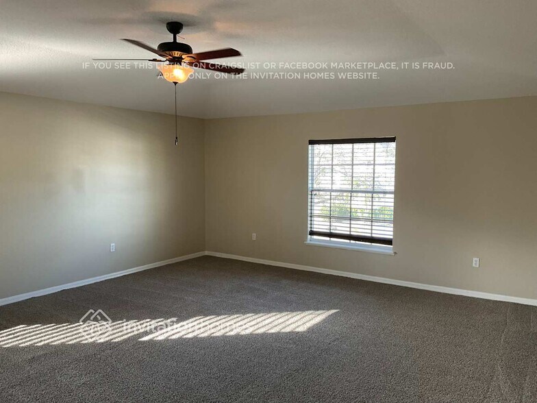 Building Photo - 1765 Sawgrass Dr SW