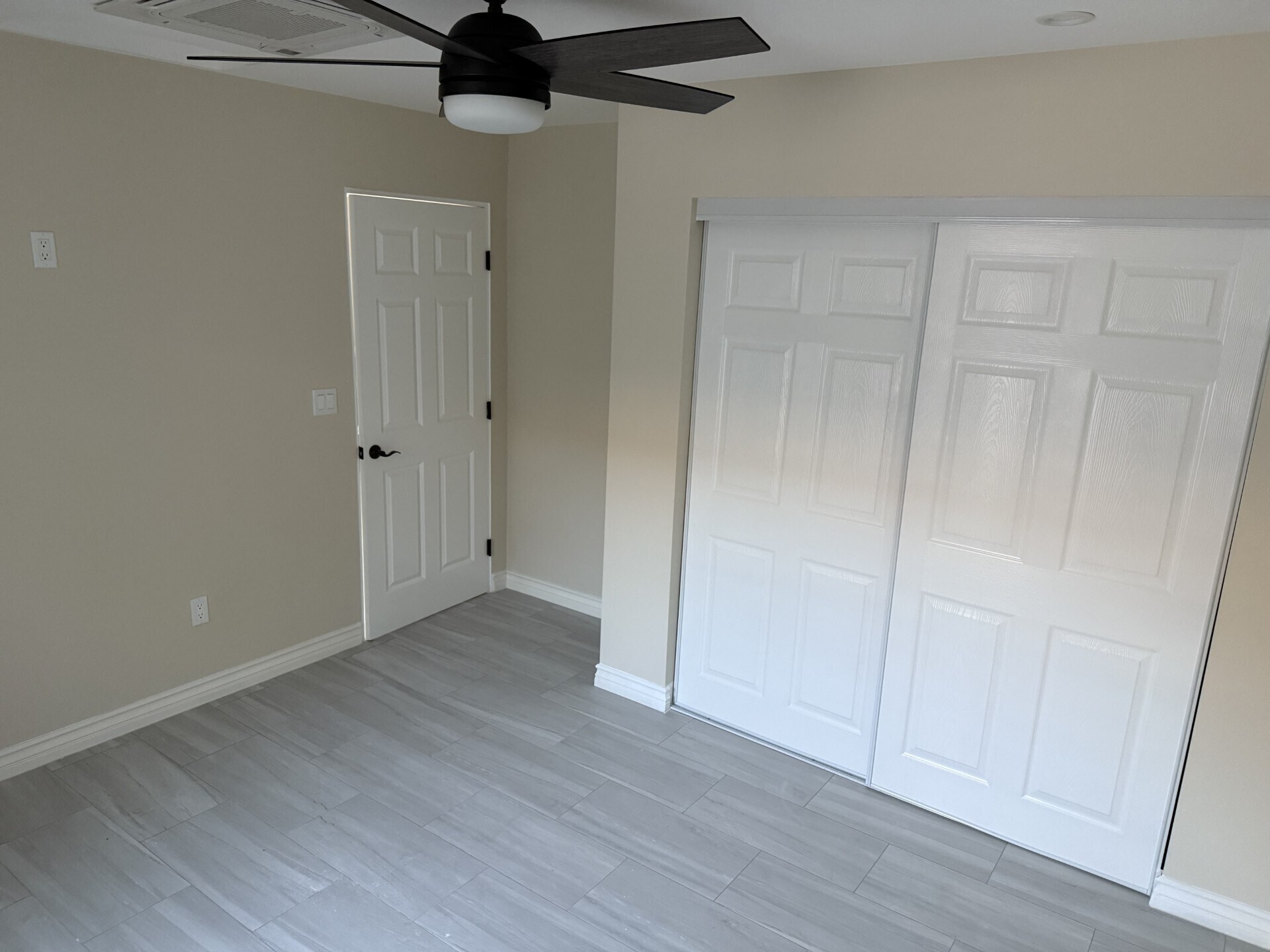 2nd Bedroom - 111 E 13th St