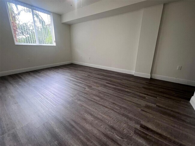 Building Photo - 18335 NW 68th Ave