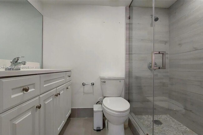 Building Photo - 8037 Lake Dr