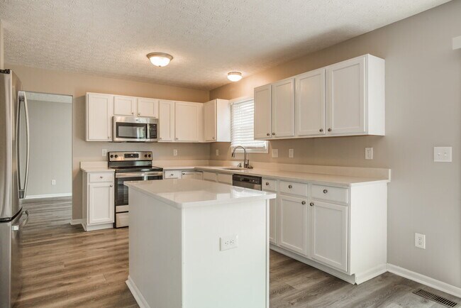 Building Photo - 3397 Brook Spring Dr