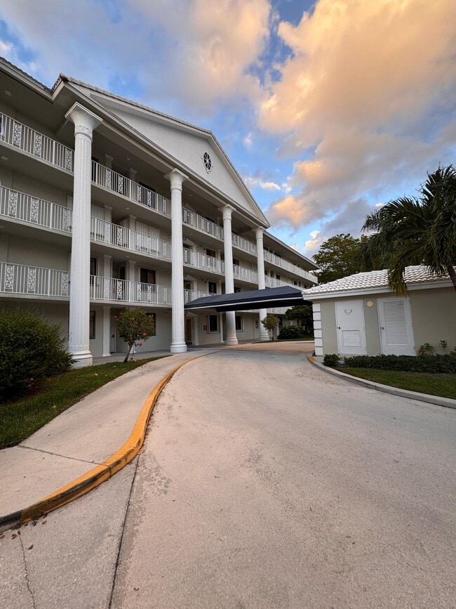 Building Photo - 3507 Village Blvd