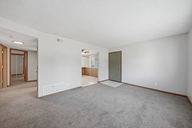 Building Photo - 2612 J St
