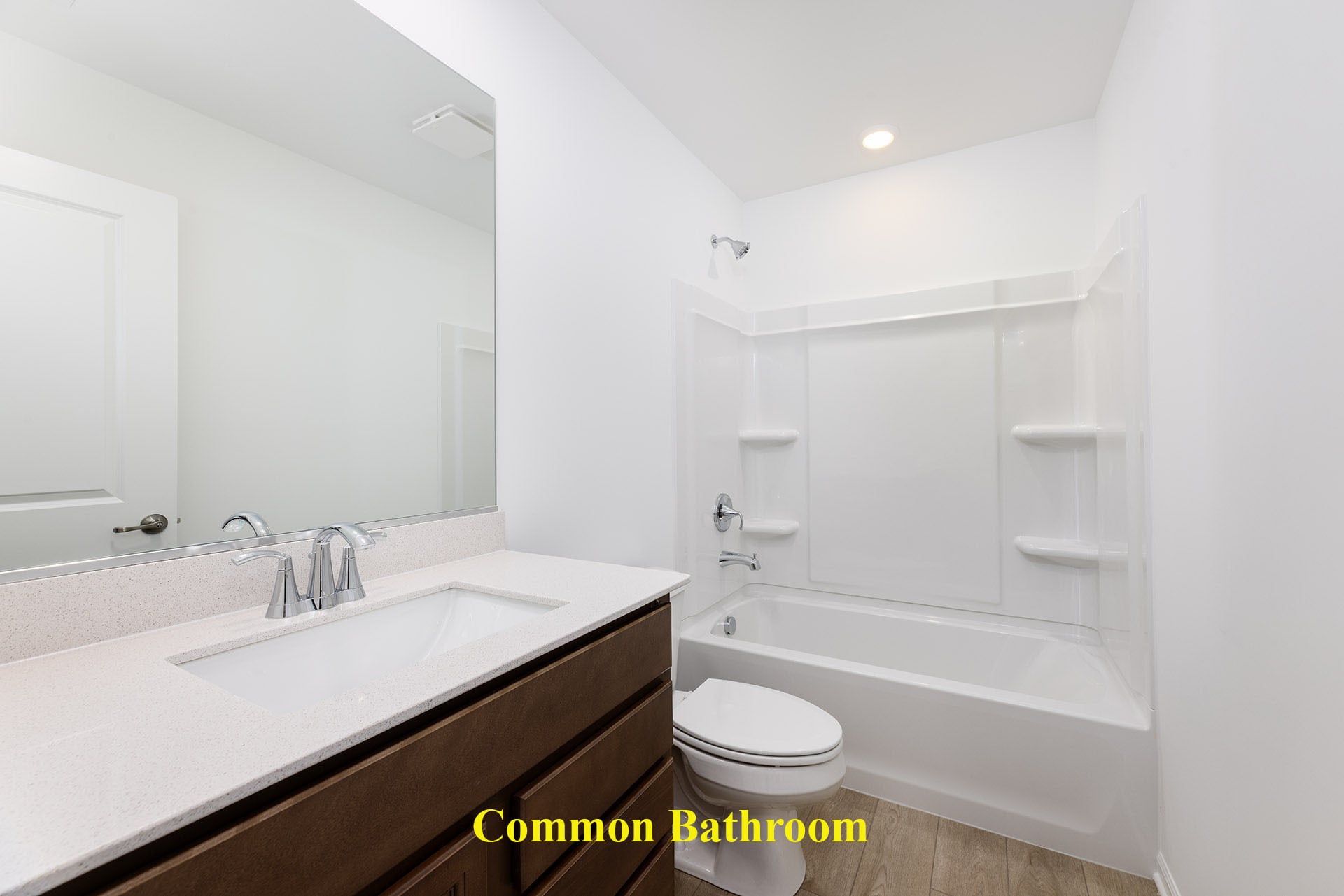 Building Photo - 1703 Neubauer Cir