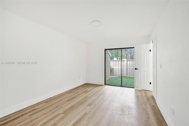 Building Photo - 1846 Racquet Ct