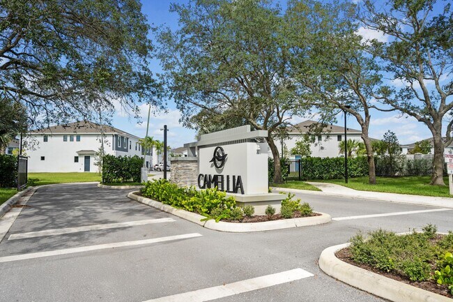 Primary Photo - 7638 SW Lucy Ln