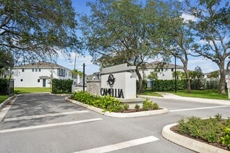 Building Photo - 7638 SW Lucy Ln