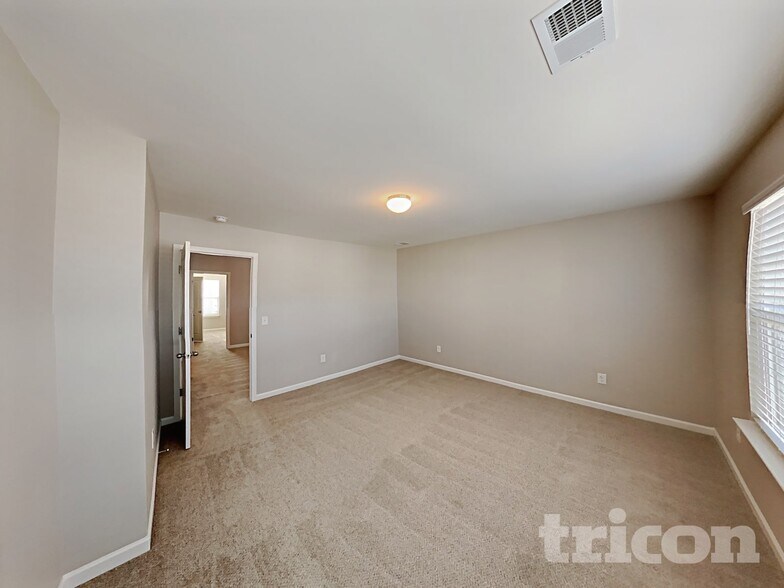 Building Photo - 1475 Scofield Ct