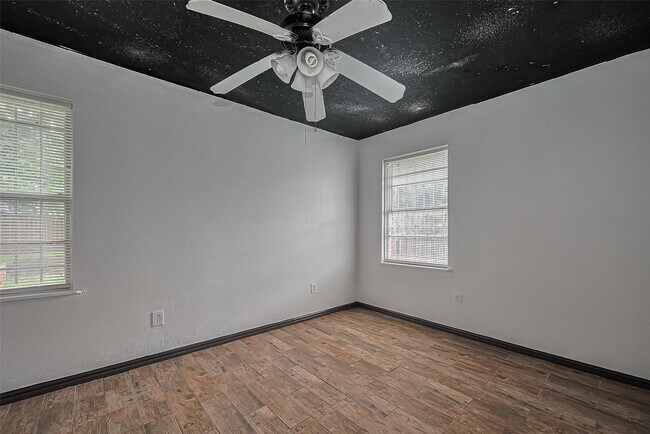Building Photo - 423 Gammon Dr