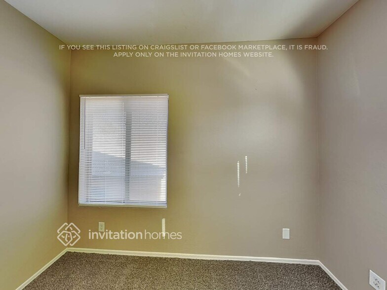 Building Photo - 3624 S 91st Dr