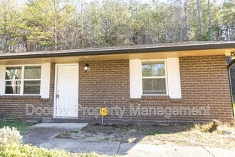 Building Photo - 3860 Youngstown Rd