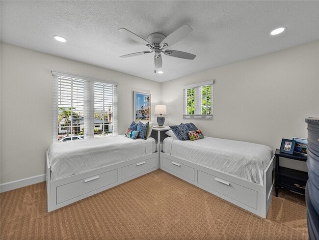 Building Photo - 829 59th Ave