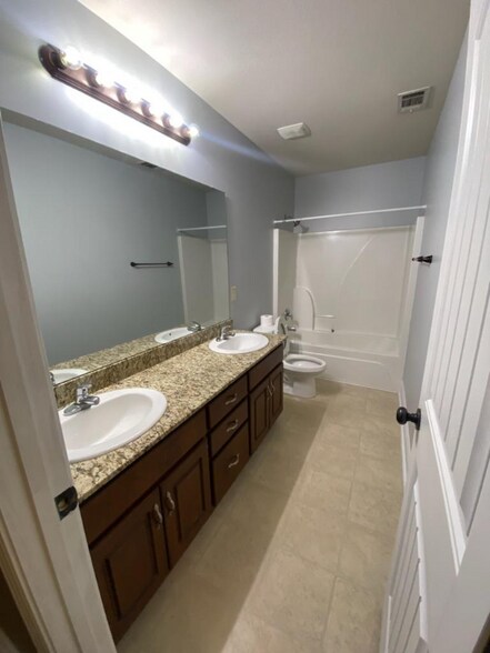 Building Photo - 215 CR - 2170
