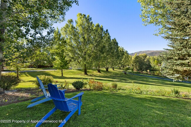 Building Photo - 7 Buckskin Ct