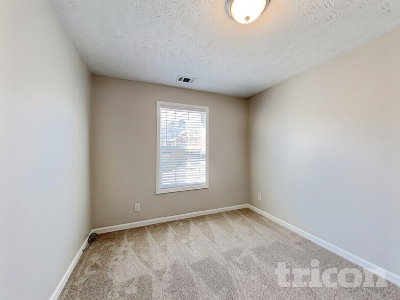 Building Photo - 2384 Tolliver Hills Ln