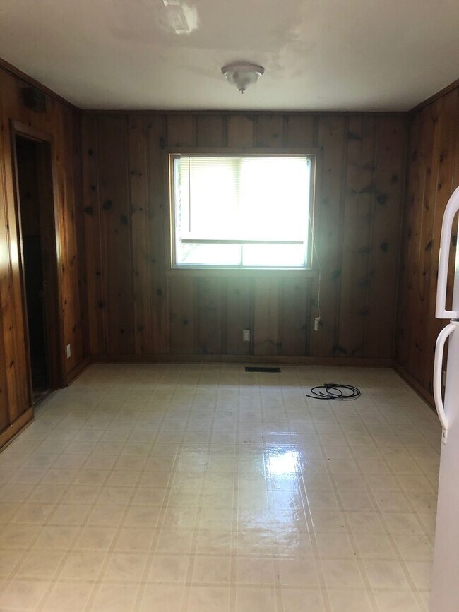 Building Photo - New For Rent!