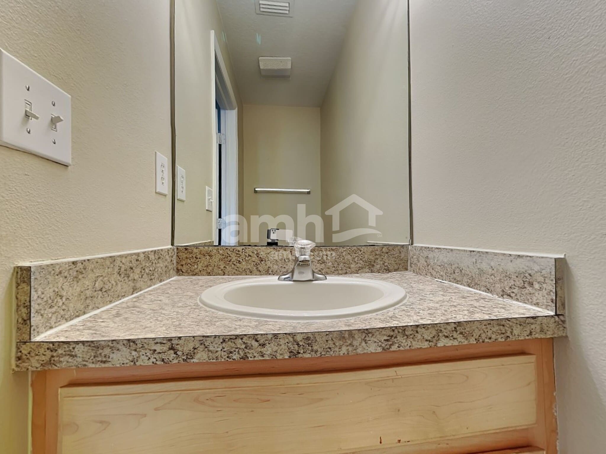 Building Photo - 12012 Citrus Leaf Dr