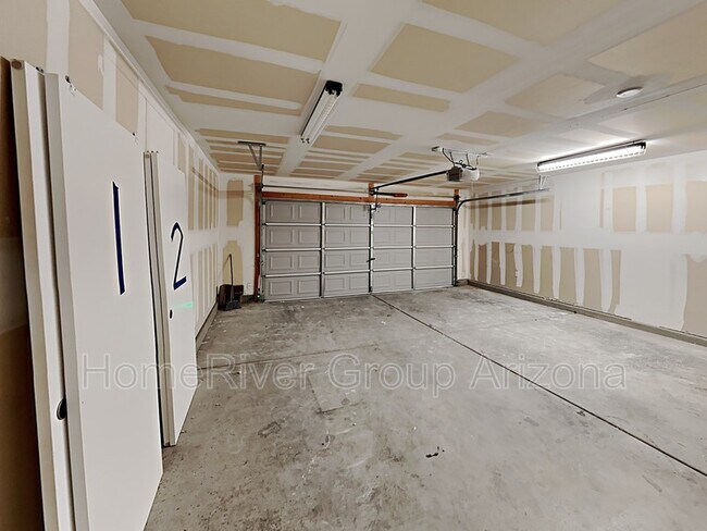 Building Photo - 21424 N 120th Ln