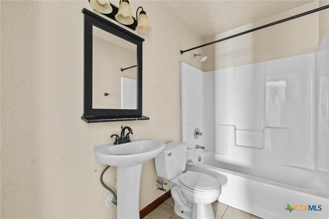 Building Photo - 4303 Sonora Dr
