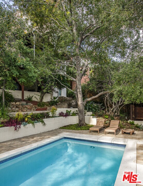 Building Photo - 4458 Dundee Dr