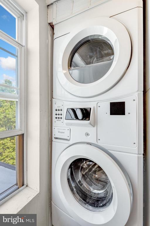 Building Photo - 618 N 40th St