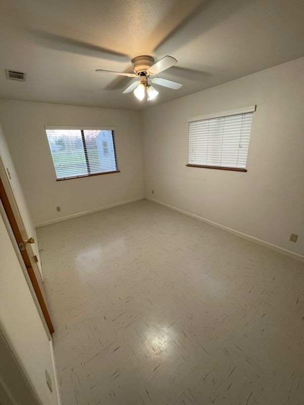Building Photo - 605 Blanco St