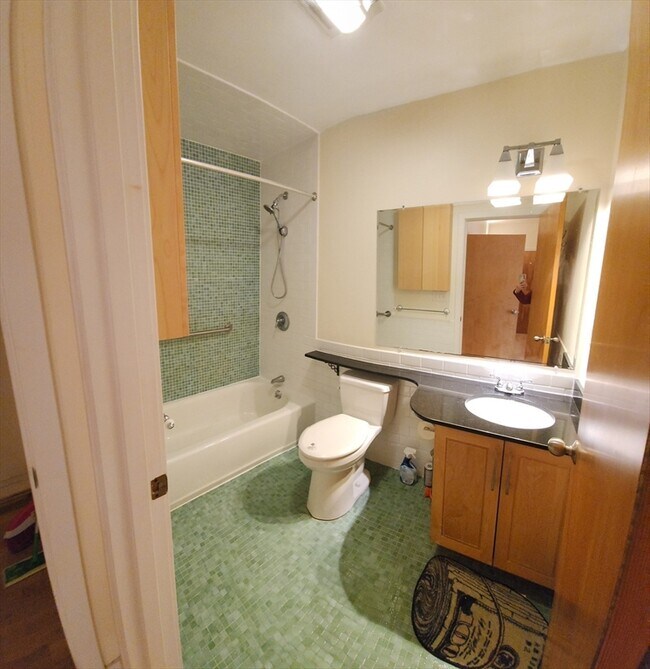 Building Photo - 24 Bay State Rd