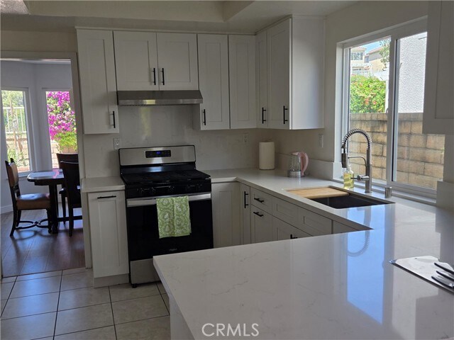 Building Photo - 24301 Rhona Dr