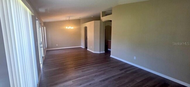 Building Photo - 10 Whittlesey Ln