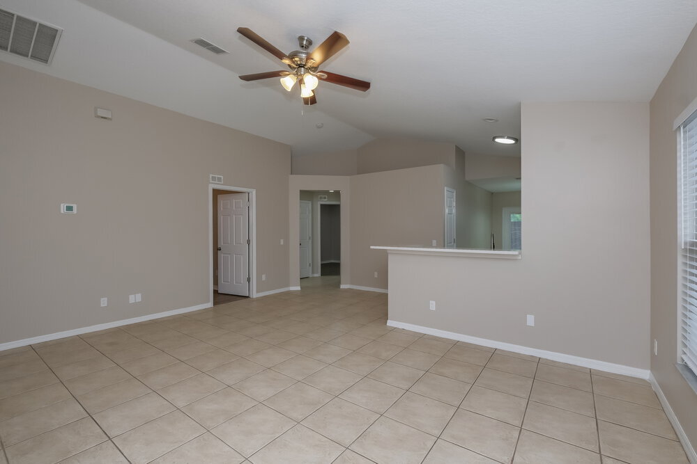 Building Photo - 15110 Deer Meadow Dr