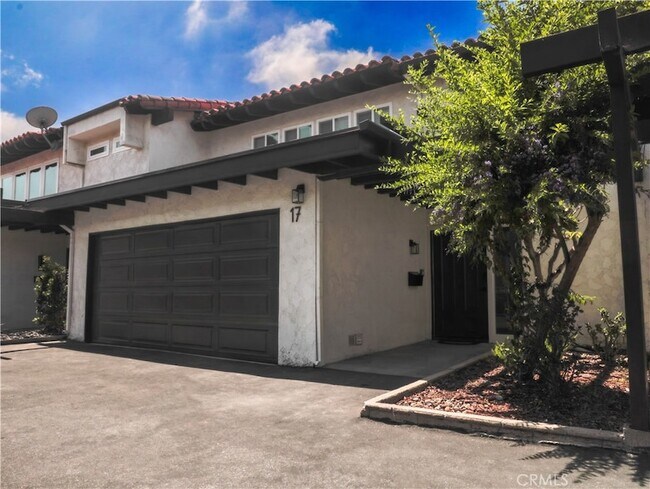 Building Photo - 835 Amigos Way