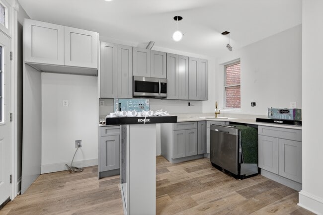 Building Photo - 2032 North Capitol St NW