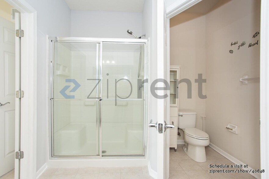 Building Photo - 11251 Campfield Dr