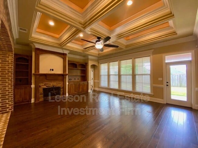 Building Photo - 632 Bitter Pecan Dr
