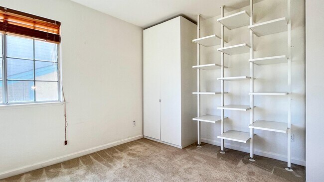 Building Photo - 3007 Crystal Creek Dr