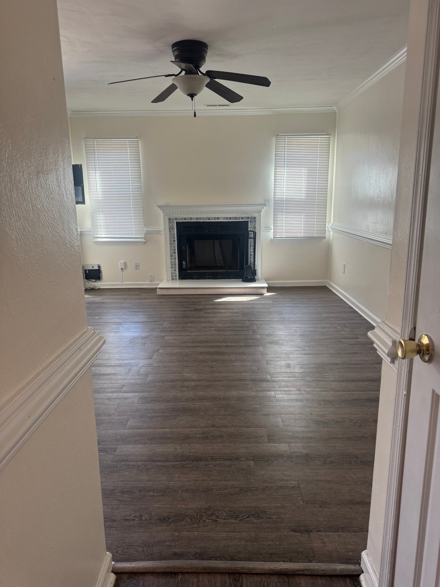 Building Photo - 728 Kennesaw Ct