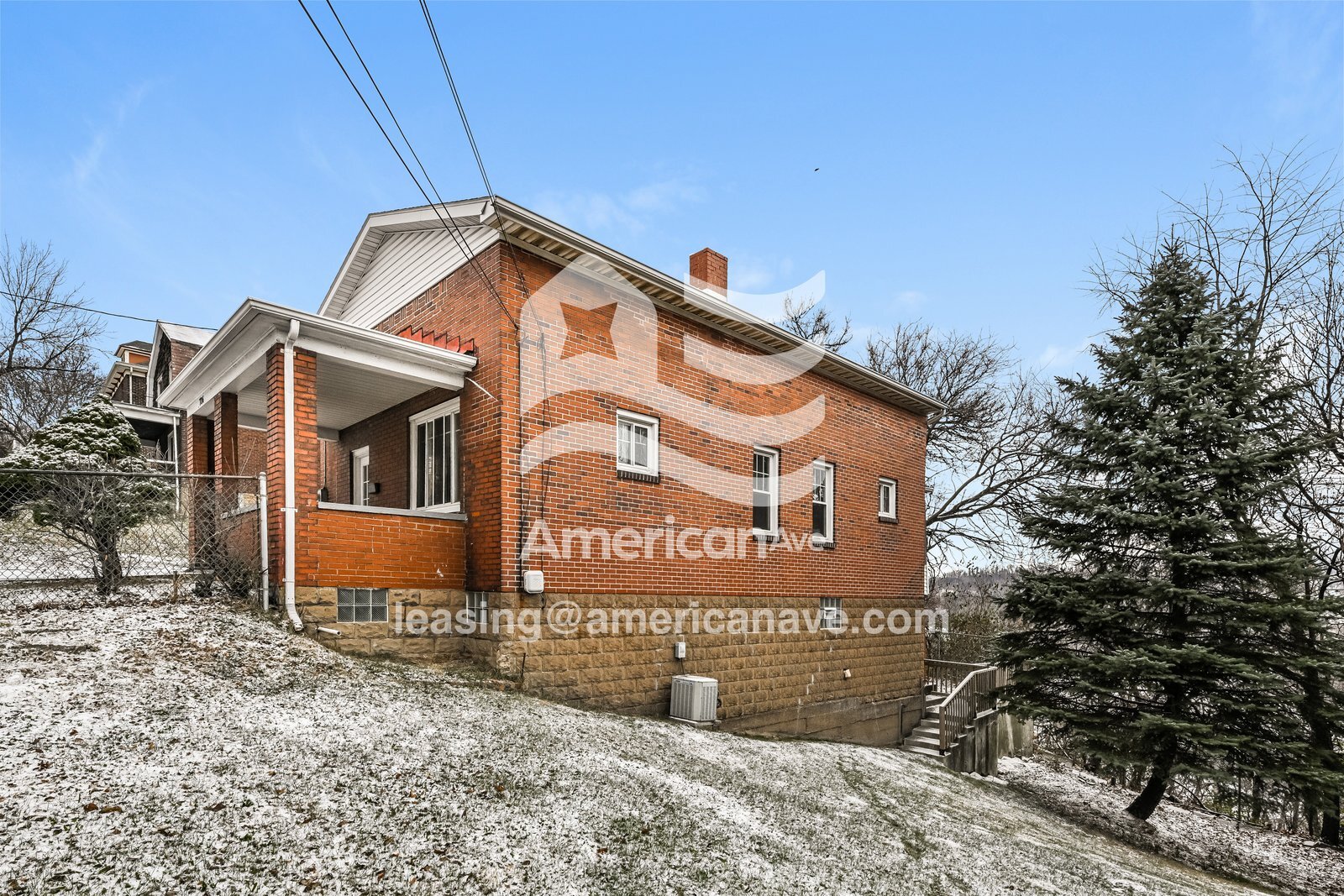 Building Photo - 726 Grandview Ave