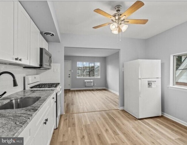 Building Photo - 6017 N 11th St