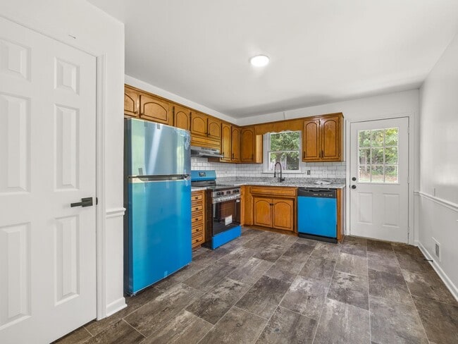 Building Photo - 126 McBeth Rd
