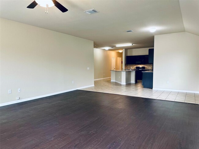 Building Photo - 708 Kaluga Trl