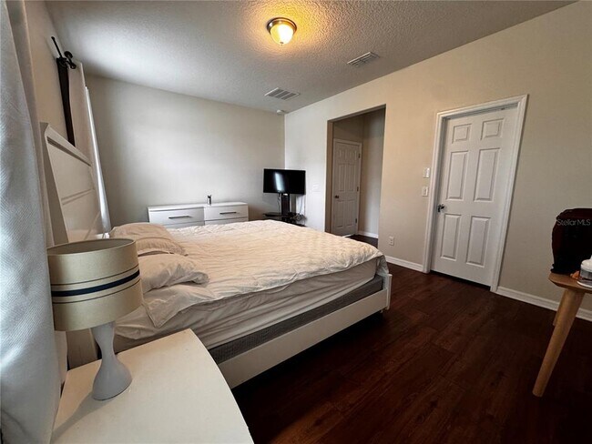 Building Photo - 4976 Millennia Green Dr