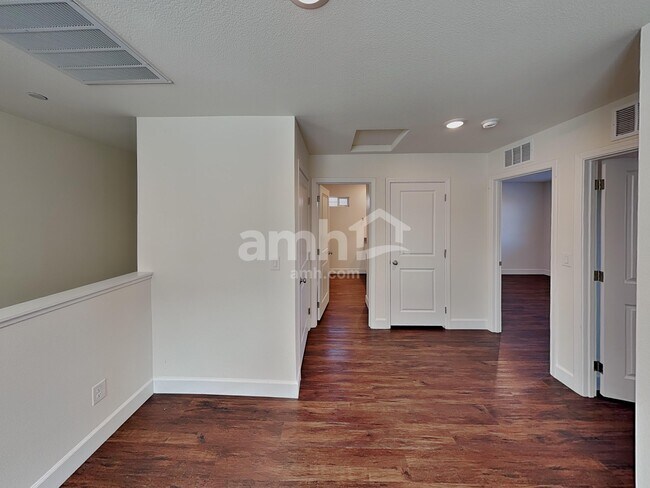 Building Photo - 83 Miners Reserve Ln