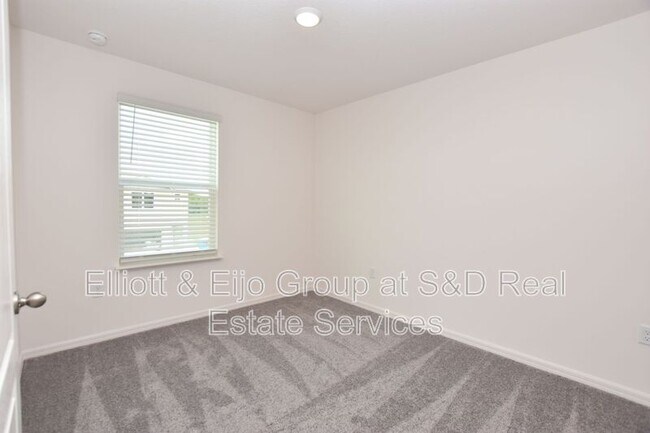 Building Photo - 3901 Academia Ave