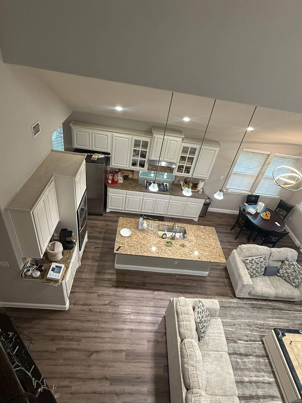 Building Photo - 15572 Yarberry Dr